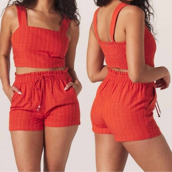 The Normal Brand Pants - NWT The Normal Brand Women’s Freshwater Paperbag Shorts in Oasis Cayenne Size M